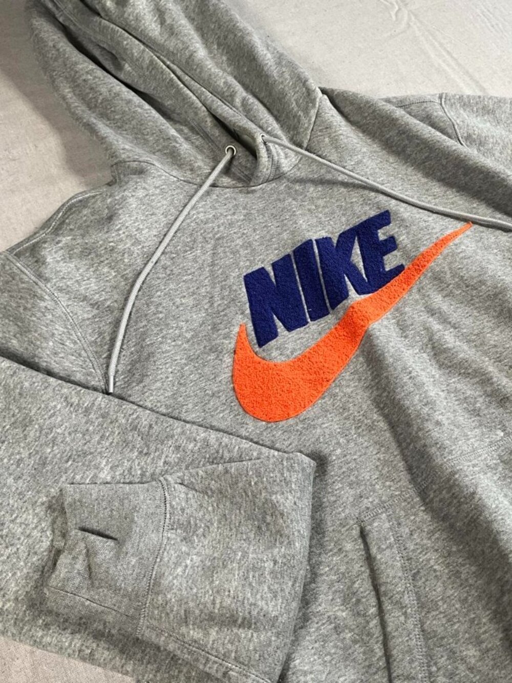 Mens Nike Gray Futura Logo Pullover Hoodie Sweatshirt (Medium)